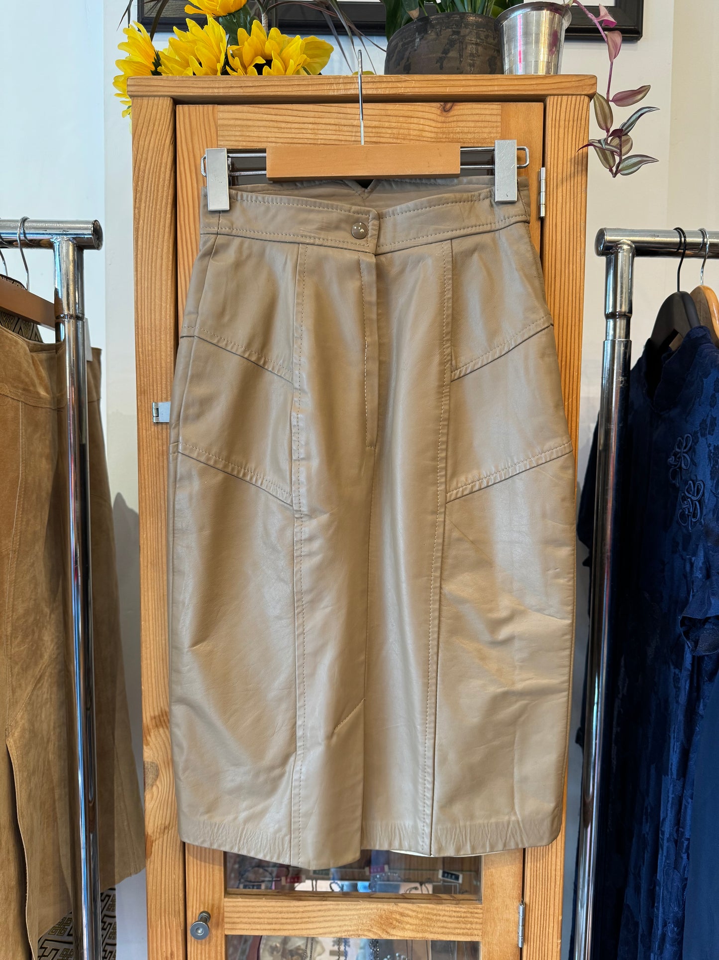 Danier Fitted Leather Skirt