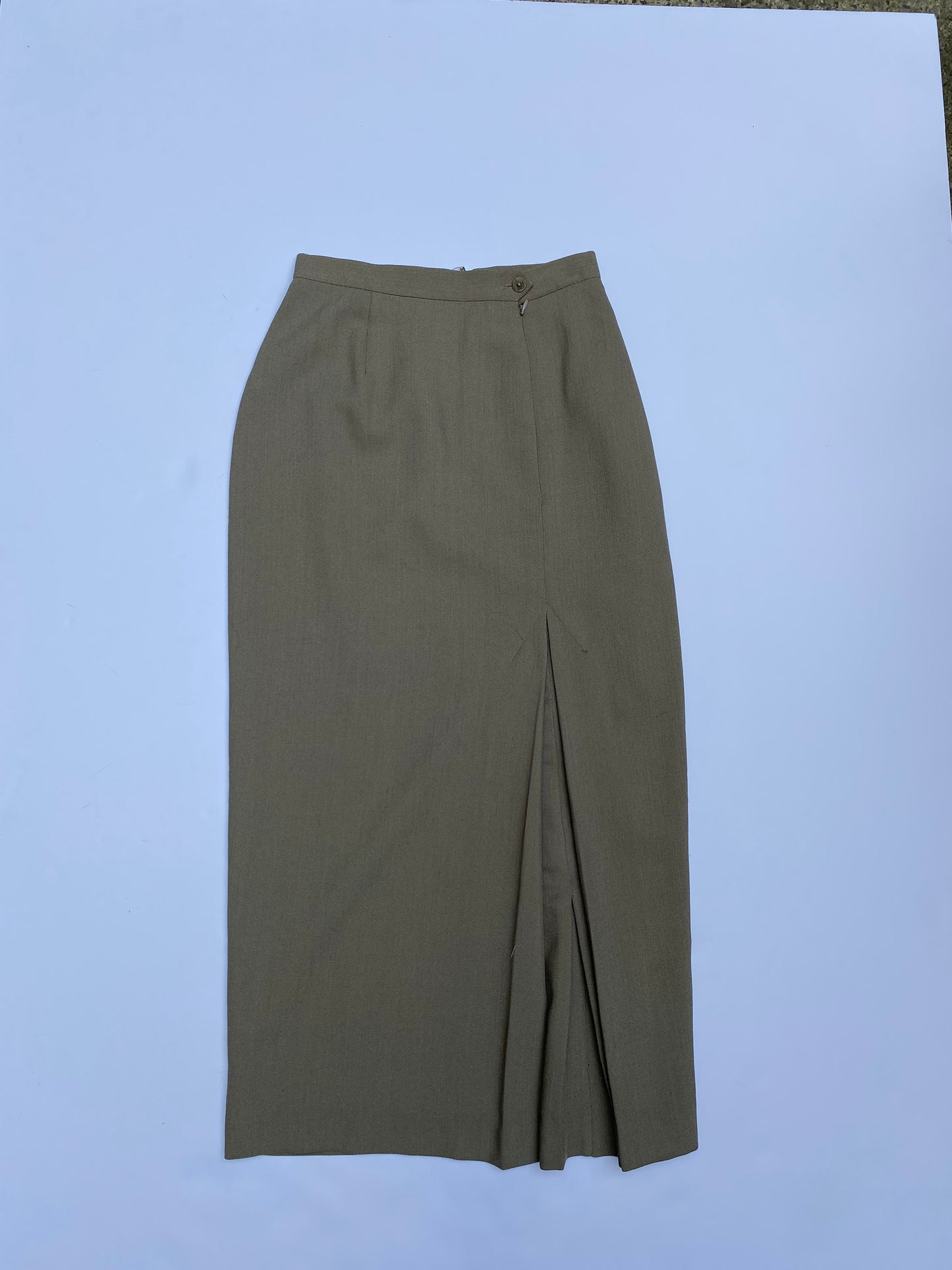 1990s Skirt with Pleating Detail (M)