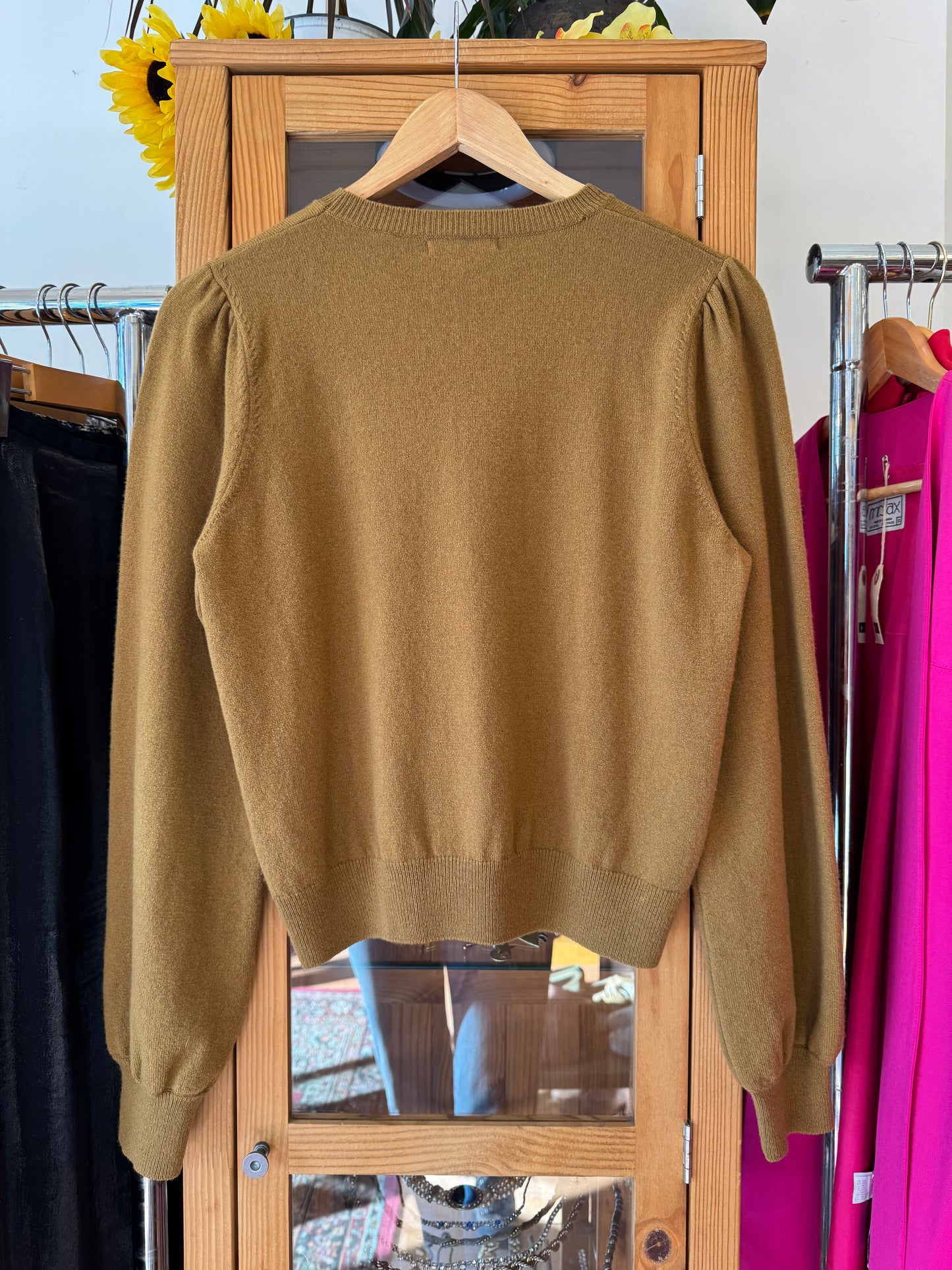 Dôen Puff Sleeve Cashmere Sweater