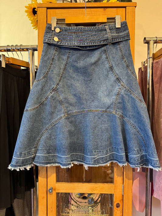 Y2K Denim Skirt with Frayed Hem (M)