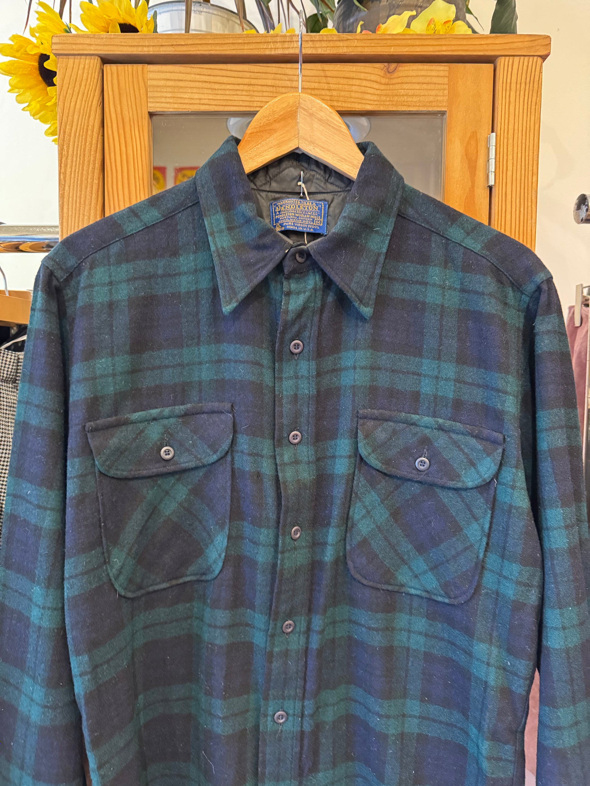 1980s Pendleton Wool Plaid Button-Up Shirt (M)