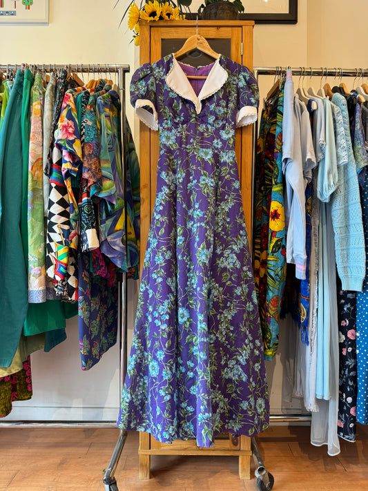 1970s Floral Patterned maxi Dress  (XS)