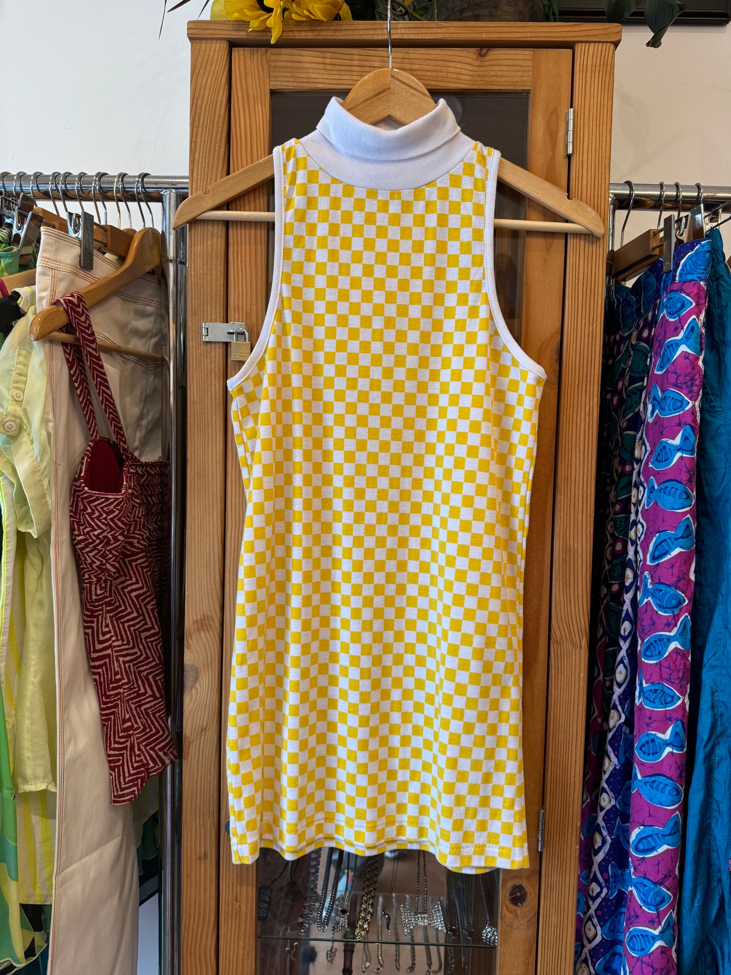 1980s Yellow Checkered Sleeveless Turtleneck Top (S)