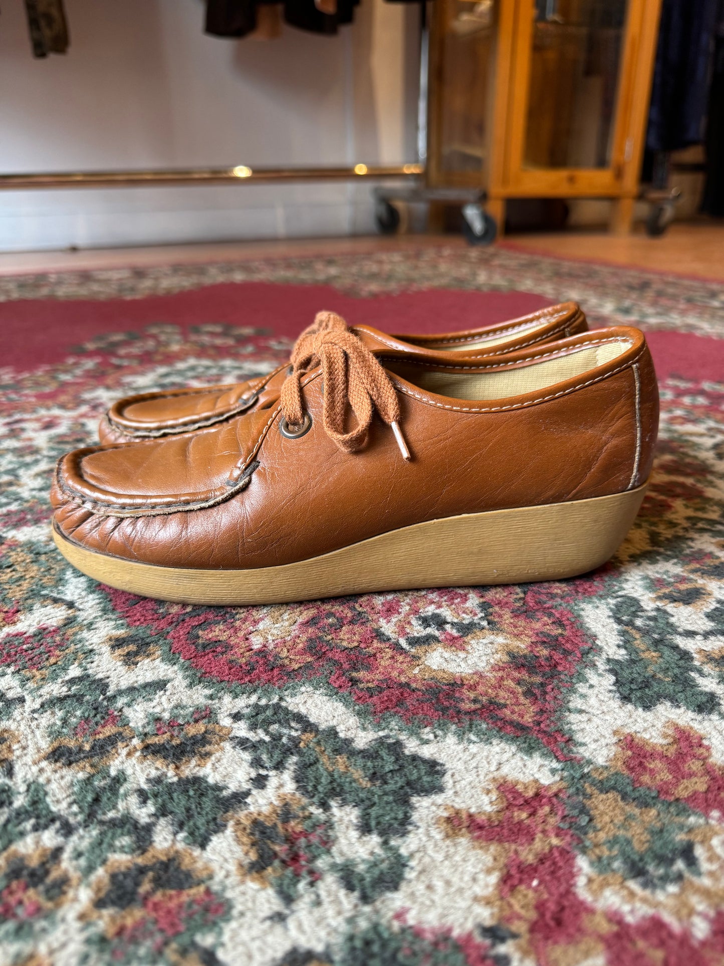 1970s Lace-Up Wedge Shoes (6/6.5)